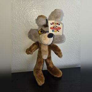 WILE E COYOTE PLUSH LOONEY TUNES  1994 STUFFED ANIMAL